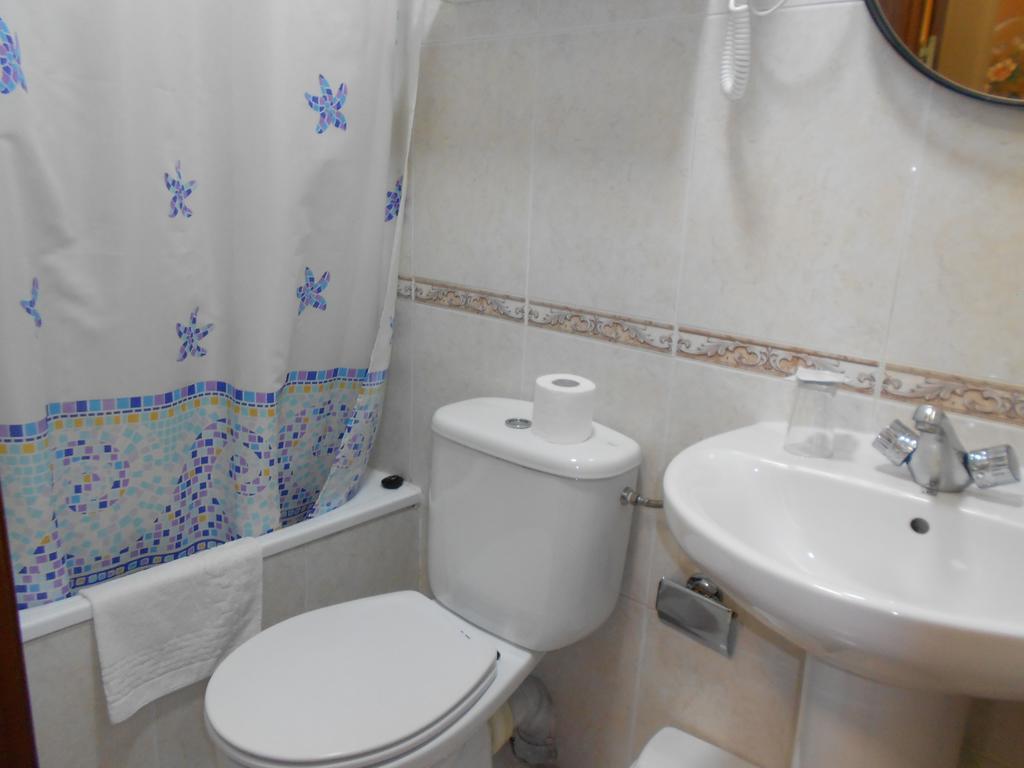 Hostal Internacional Μαδρίτη Εξωτερικό φωτογραφία