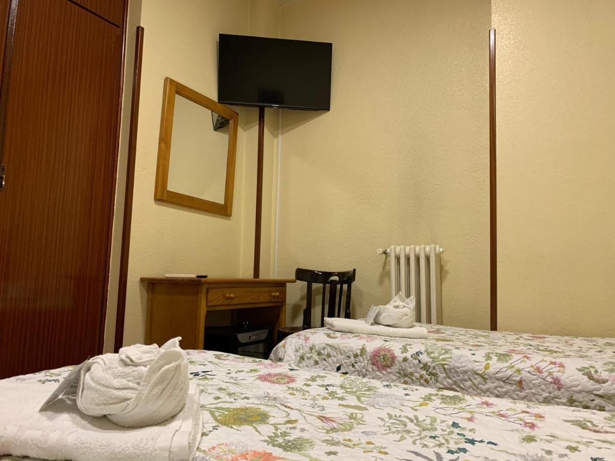 Hostal Internacional Μαδρίτη Εξωτερικό φωτογραφία